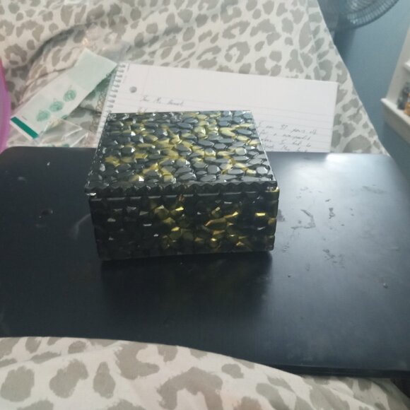 Handmade Black and Gold Cobblestone Jewelry Trinket Candy Storage Box - Picture 5 of 10